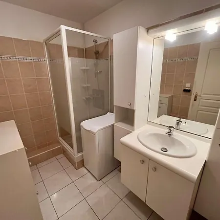 Apartament 2p Avec Balcon Proche Centre Et Plages - Parking Inclus, - Fr-1-226b-127 Cavalaire-sur-Mer
