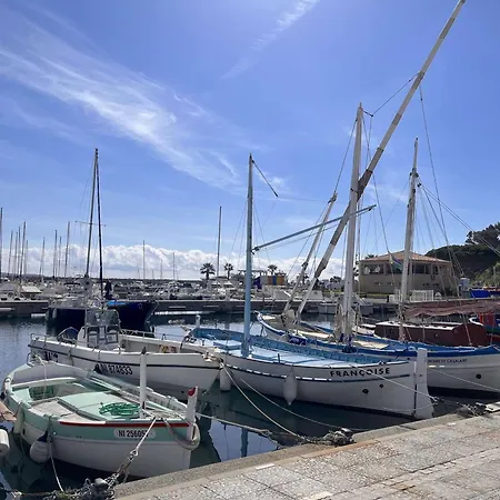2p Avec Balcon Proche Centre Et Plages - Parking Inclus, - Fr-1-226b-127 Apartament *